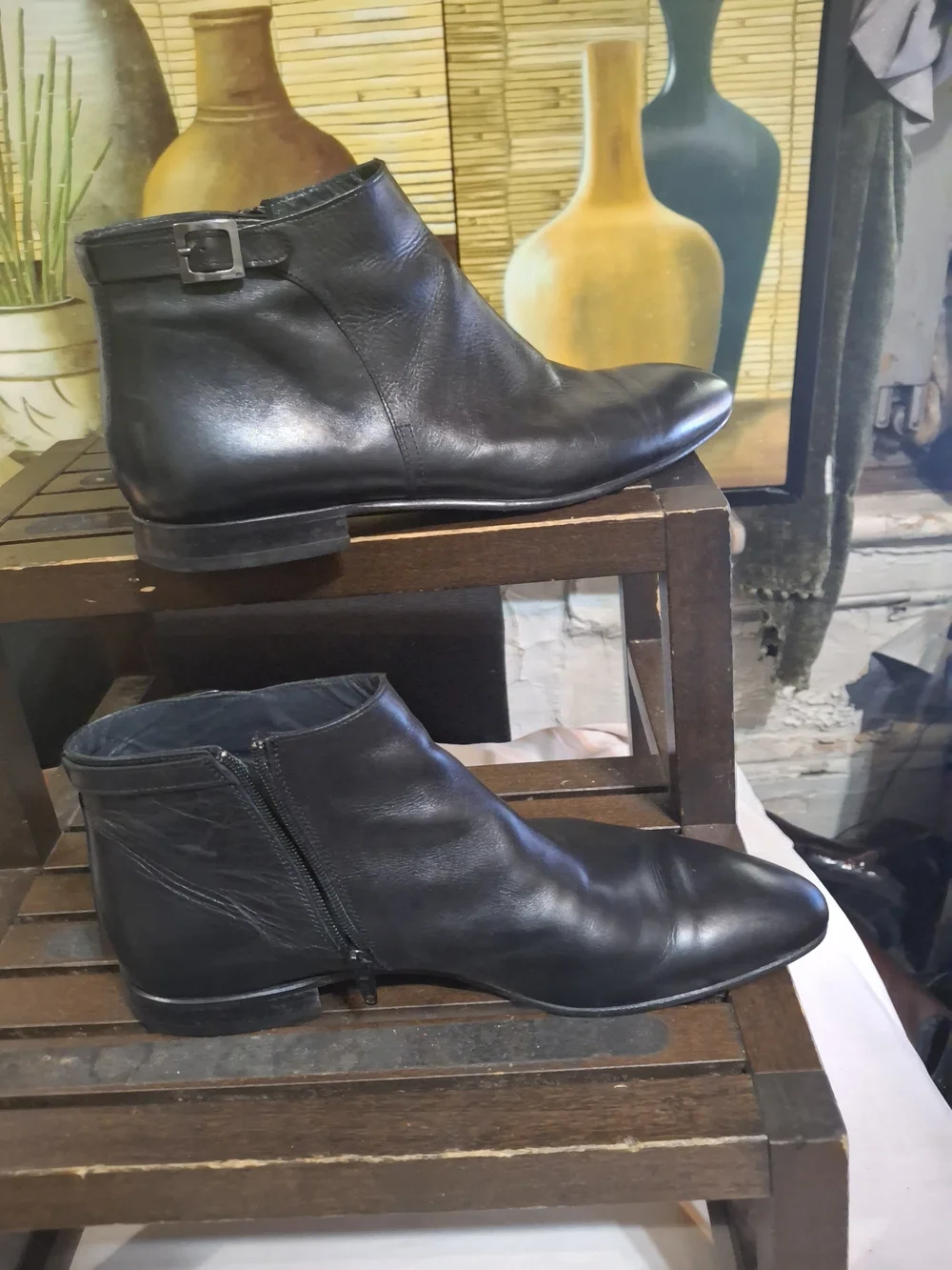 Men's Black Leather Chukka Boots - Sleek Slip-On Style